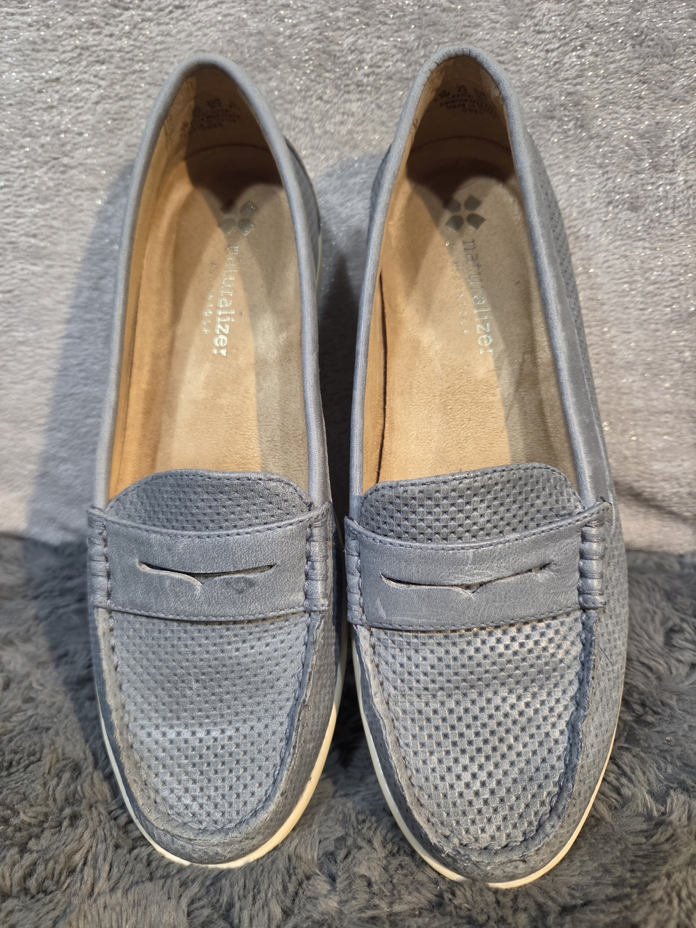 Naturalizer Women’s Blue Suede Slip-On Loafers
